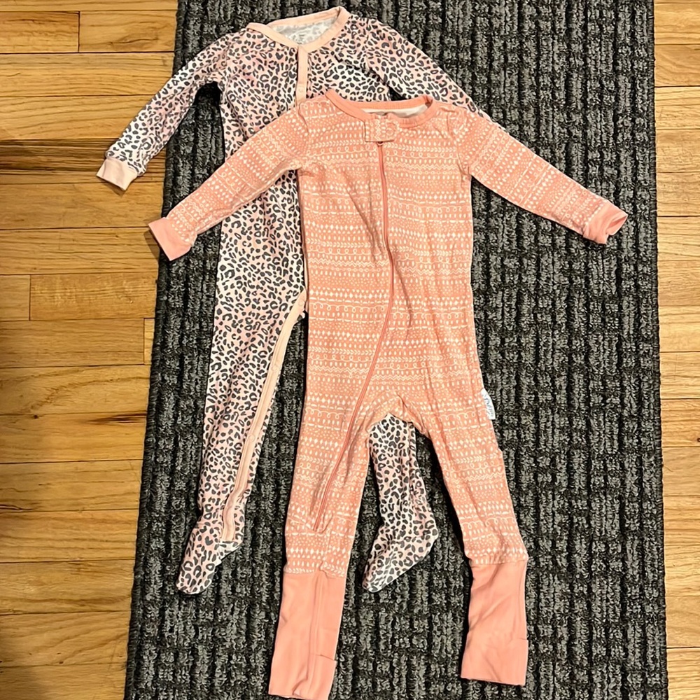 2 Long Sleeve Baby pajamas